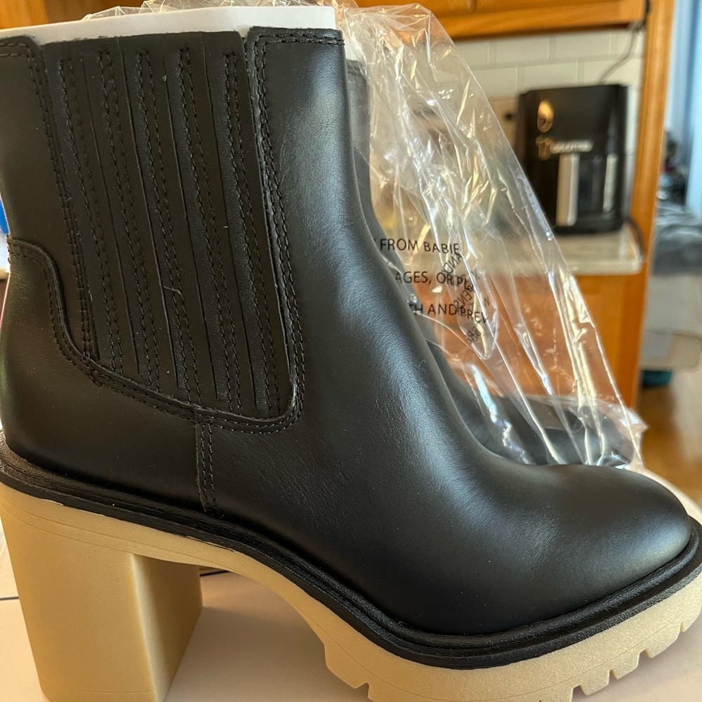 Dolce Vita Black Leather Chelsea Boot with Chunky Tan Platform Heel